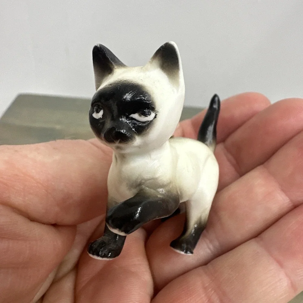 Lot 5 Vintage Bone China cat Miniatures Playful Kittens made Japan Foil Stickers